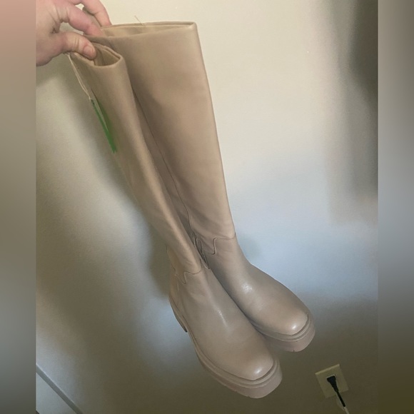 NEW $275 Sam Edelman ‘Larina’ lug sole waterproof leather boots - Picture 8 of 12